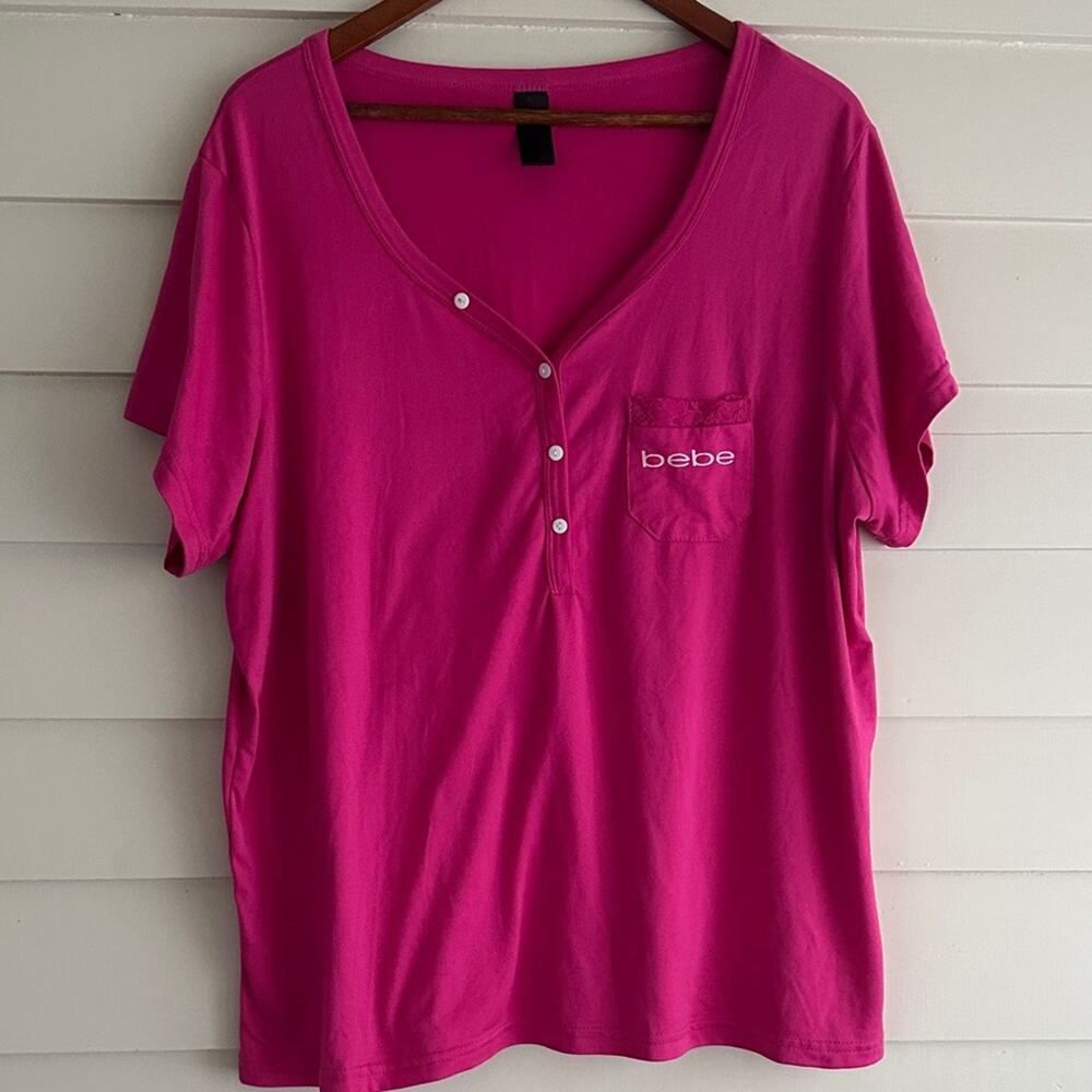 Bebe Y2K 90s Style Fuchsia Pink Button Detail Top V-Neck Tee - Size XLarge